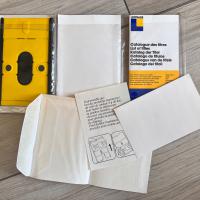 L'ENSEMBLE CONTIENT UNE ENVELOPPE ET UNE CARTE VIERGE POUR L'ENVOYER PAR LA POSTE